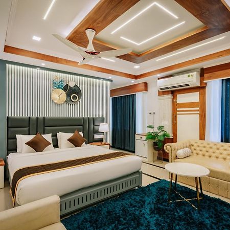 Excellency Airport Hotel Kochi المظهر الخارجي الصورة