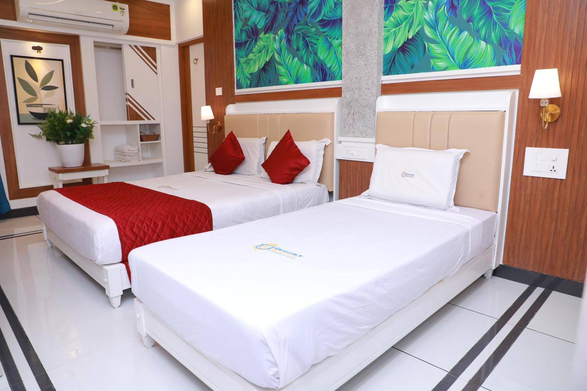 Excellency Airport Hotel Kochi المظهر الخارجي الصورة