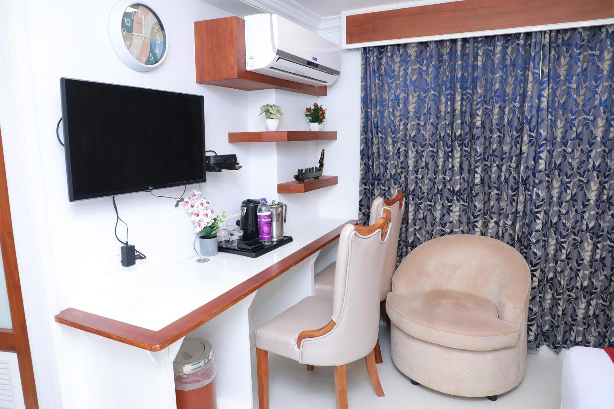 Excellency Airport Hotel Kochi المظهر الخارجي الصورة